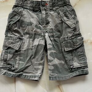 Gap kids cargo shorts 8-9 year old